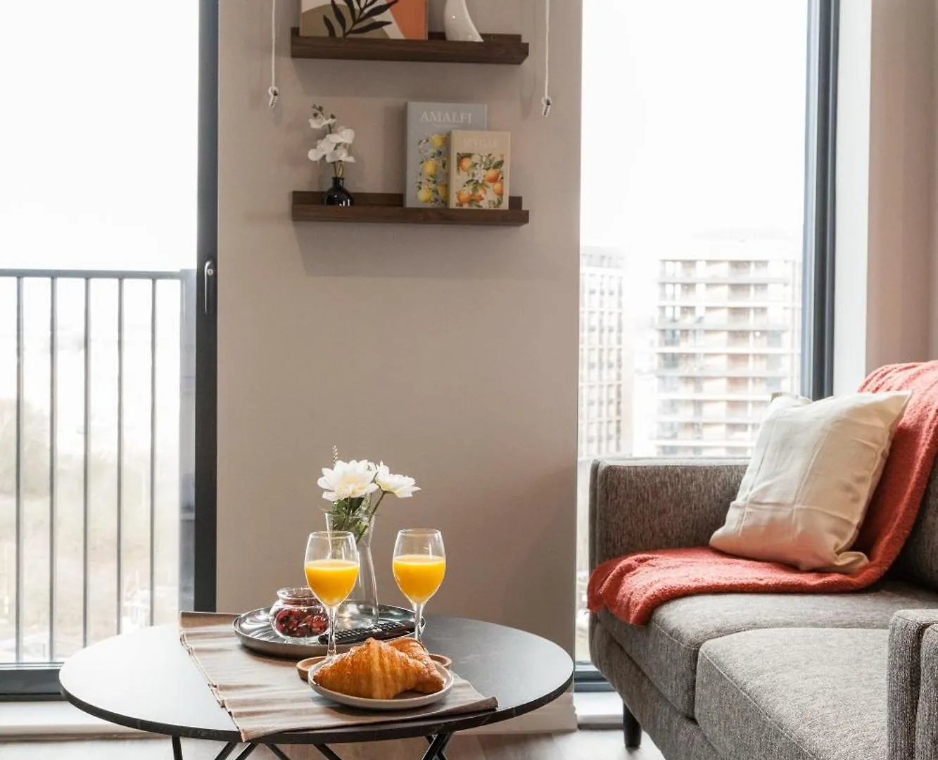 2 Bed Flats Near Station & City Centre - Sleeps 6 Leeds  Velká Británie