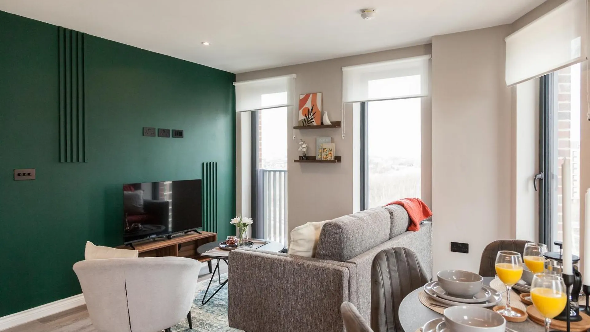 아파트 2 Bed Flats Near Station & City Centre - Sleeps 6 리즈